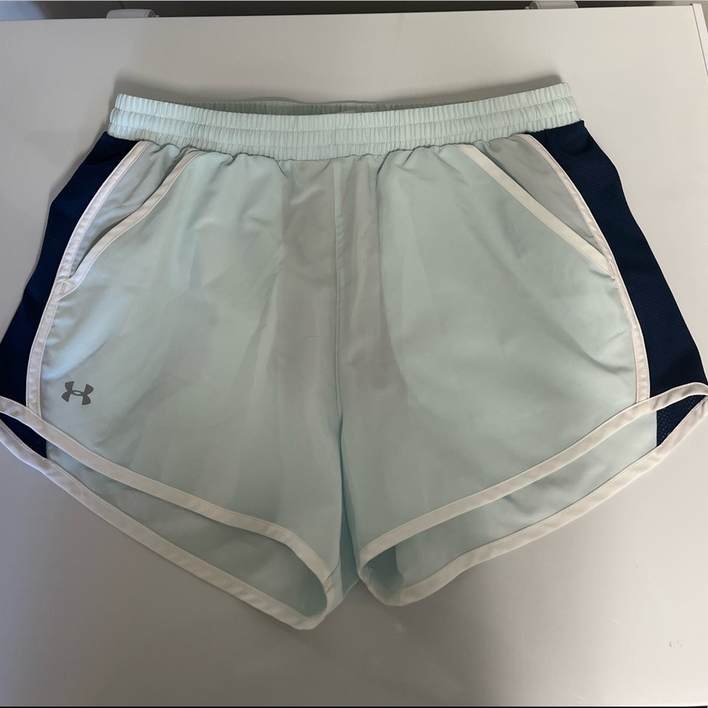 Medium Under Armour running/athleisure shorts